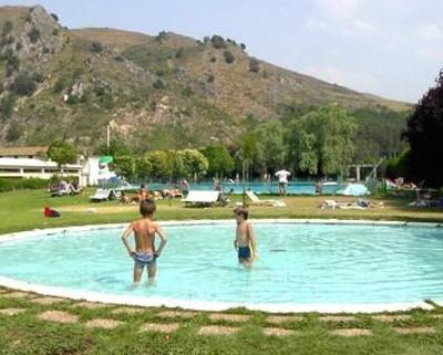 фото отеля Apartamentos Turisticos Ezcaray