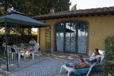 фото отеля Fattoria Palazzeta Cecina