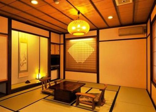 фото отеля Hanaougi Bettei Iiyama Ryokan Hotel Takayama