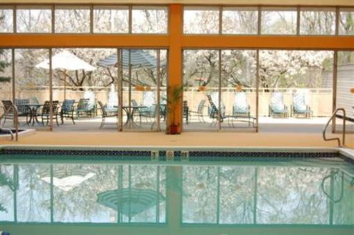 фото отеля Holiday Inn Pittsburgh Airport
