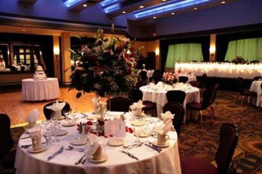 фото отеля Holiday Inn Pittsburgh Airport