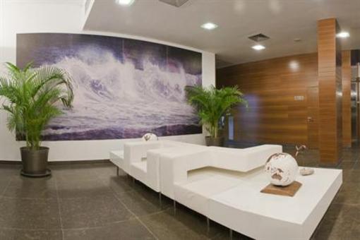 фото отеля Apartamentos Llobet