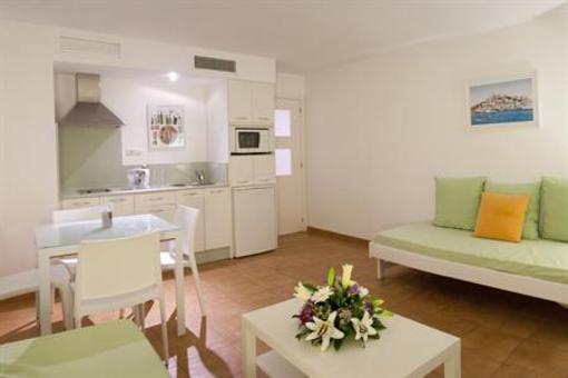 фото отеля Apartamentos Llobet