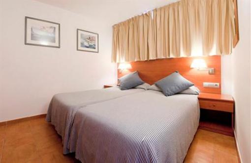 фото отеля Apartamentos Llobet