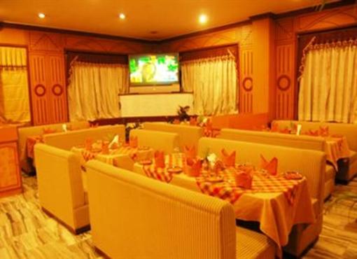 фото отеля Hotel Surabhi International