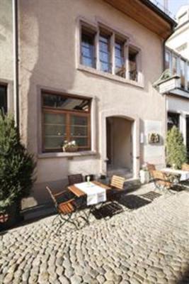 фото отеля Hotel Schwarzwalder Hof Freiburg im Breisgau
