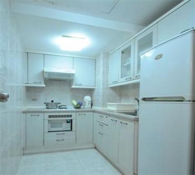 фото отеля Omni Tower Serviced Apartments Bangkok