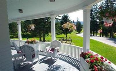 фото отеля Omni Bretton Arms Inn at Mount Washington Resort