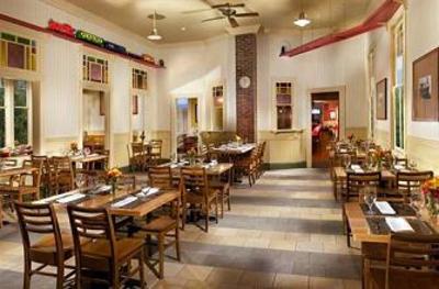фото отеля Omni Bretton Arms Inn at Mount Washington Resort