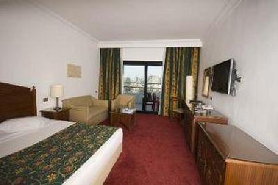 фото отеля Golden Tulip Flamenco