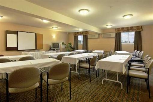 фото отеля Super 8 Hotel - Sainte Agathe des Monts