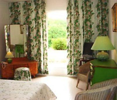 фото отеля Hotel Le Verger Maelvi Grimaud