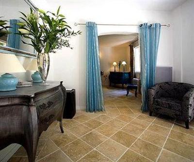 фото отеля Hotel Le Verger Maelvi Grimaud
