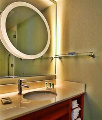 фото отеля SpringHill Suites by Marriott Tampa North / Tampa Palms
