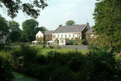 фото отеля Tullylagan Country House Hotel