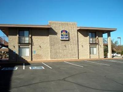 фото отеля BEST WESTERN PLUS Quail Hollow Inn
