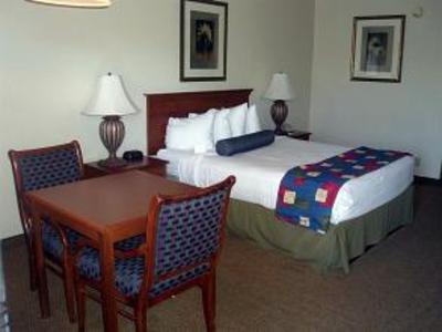 фото отеля BEST WESTERN PLUS Quail Hollow Inn