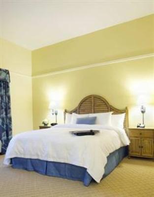 фото отеля Hampton Inn & Suites Savannah Midtown