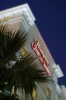 фото отеля Hampton Inn & Suites Savannah Midtown