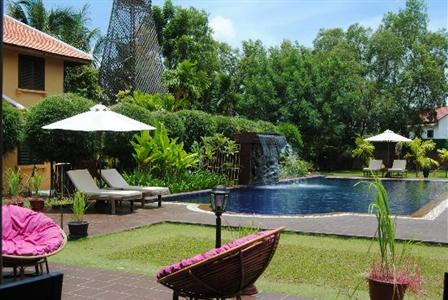 фото отеля The Pool and Palm Villa Siem Reap