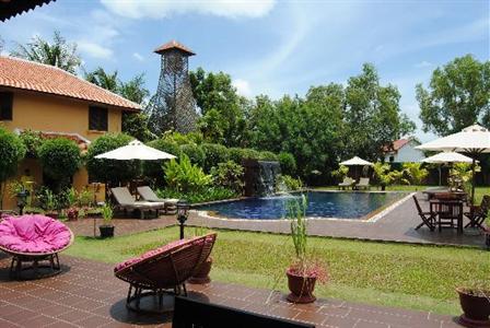 фото отеля The Pool and Palm Villa Siem Reap