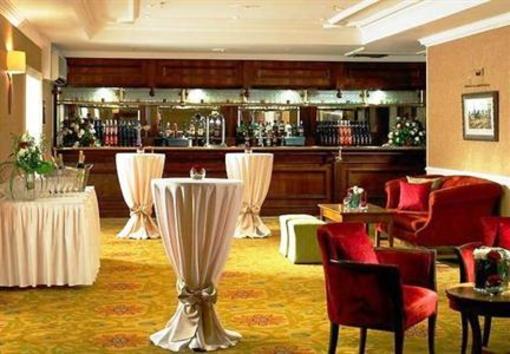 фото отеля Marriott Hollins Hall Hotel & Country Club