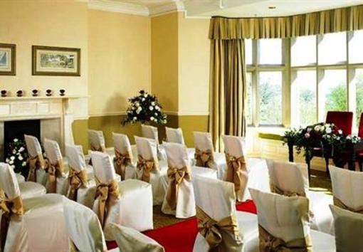 фото отеля Marriott Hollins Hall Hotel & Country Club