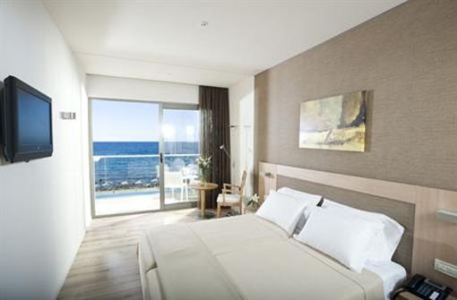 фото отеля Sentido Anthoussa Resort & Spa