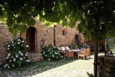 фото отеля Castello di Vicarello