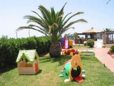 фото отеля Oasis Hotel Kyparissia