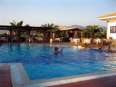 фото отеля Oasis Hotel Kyparissia