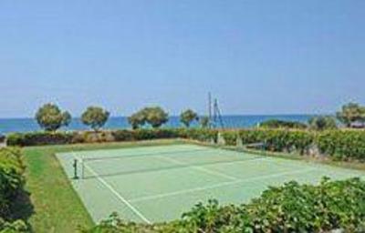 фото отеля Oasis Hotel Kyparissia