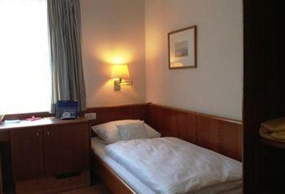 фото отеля Hotel Am Forum Kempten im Allgau