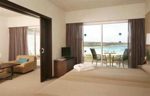 фото отеля Blau Mediterraneo Hotel