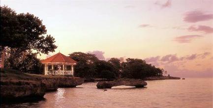 фото отеля Breezes Grand Resort And Spa Negril