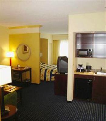 фото отеля SpringHill Suites Airport Newark (New Jersey)