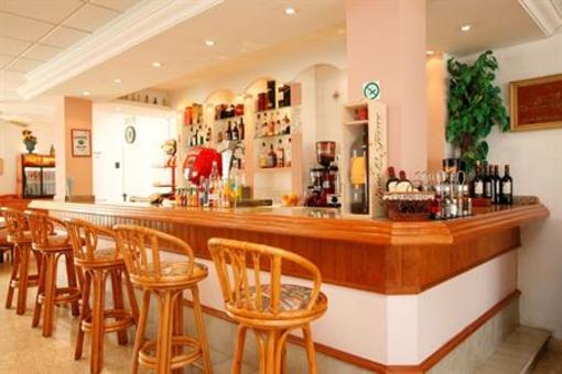 фото отеля BEST WESTERN Hotel Plaza Santa Ponsa
