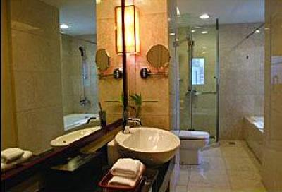 фото отеля International Peace Hotel