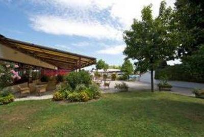 фото отеля Novotel Bologna San Lazzaro