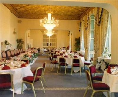 фото отеля Walton Hall & Hotel