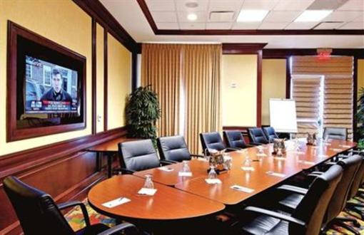 фото отеля Hilton Garden Inn New Braunfels