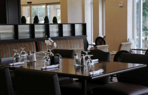 фото отеля Hilton Garden Inn New Braunfels
