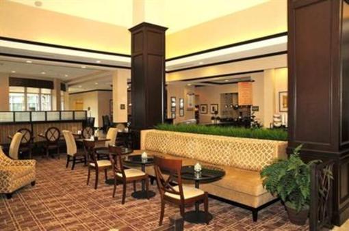 фото отеля Hilton Garden Inn New Braunfels