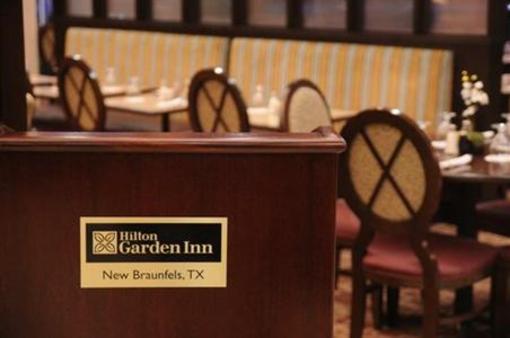 фото отеля Hilton Garden Inn New Braunfels