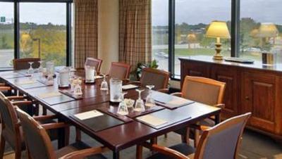 фото отеля Hyatt Lisle