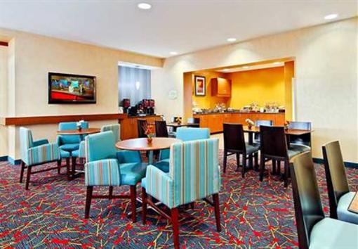 фото отеля Residence Inn Gainesville I-75