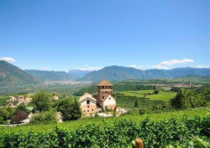 фото отеля Schloss Hotel Korb