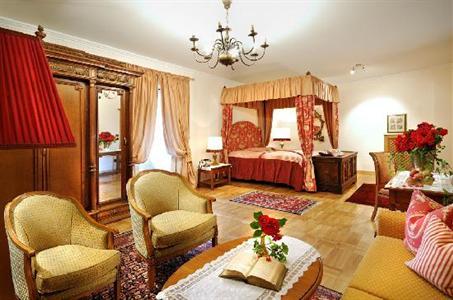 фото отеля Schloss Hotel Korb