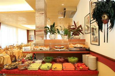 фото отеля Hotel Lilia Jesolo