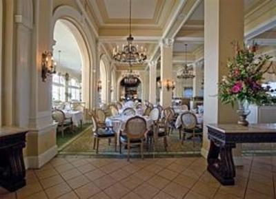 фото отеля Hotel Galvez & Spa A Wyndham Grand Hotel